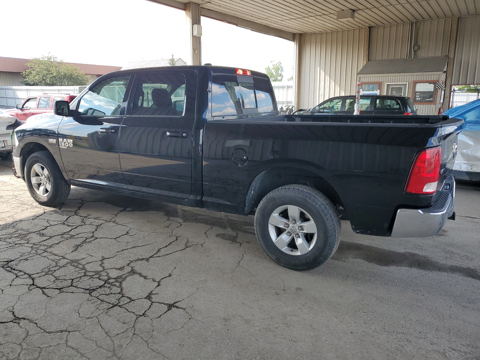 1C6RR7TT8LS121919 2020 Ram 1500 Classic Slt