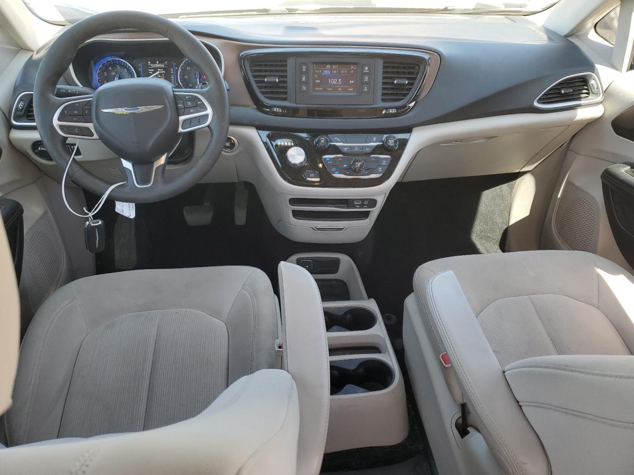 2017 Chrysler Pacifica Lx VIN: 2C4RC1CG5HR598035 Lot: 60979744