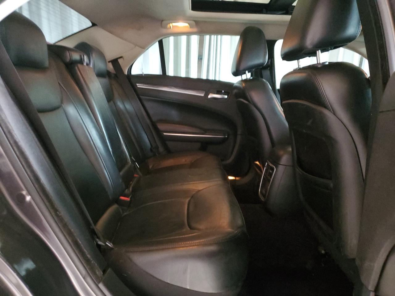 2017 Chrysler 300 Limited VIN: 2C3CCAAG9HH516245 Lot: 62052894