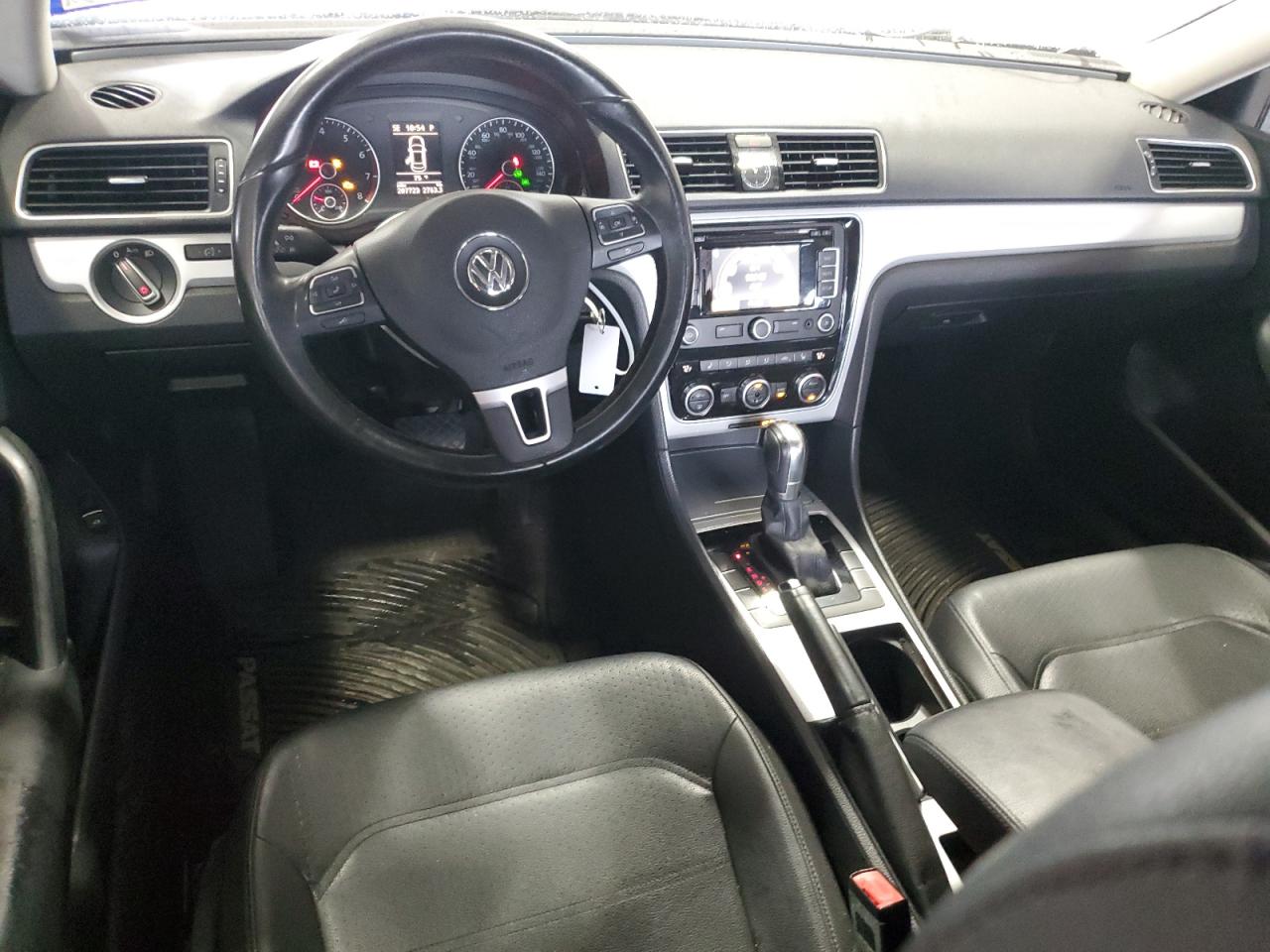 2012 Volkswagen Passat Se VIN: 1VWBP7A32CC066992 Lot: 61328144