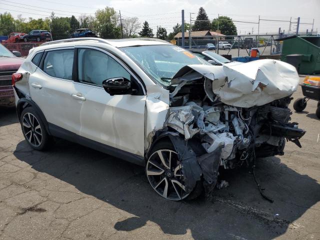  NISSAN ROGUE 2018 Biały