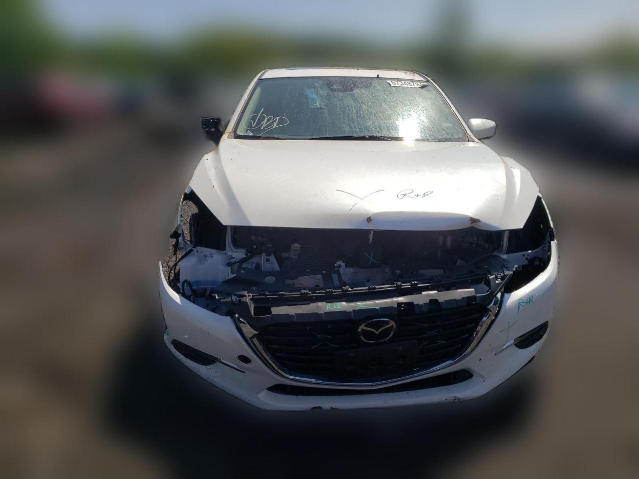 2018 Mazda 3 - Image 5