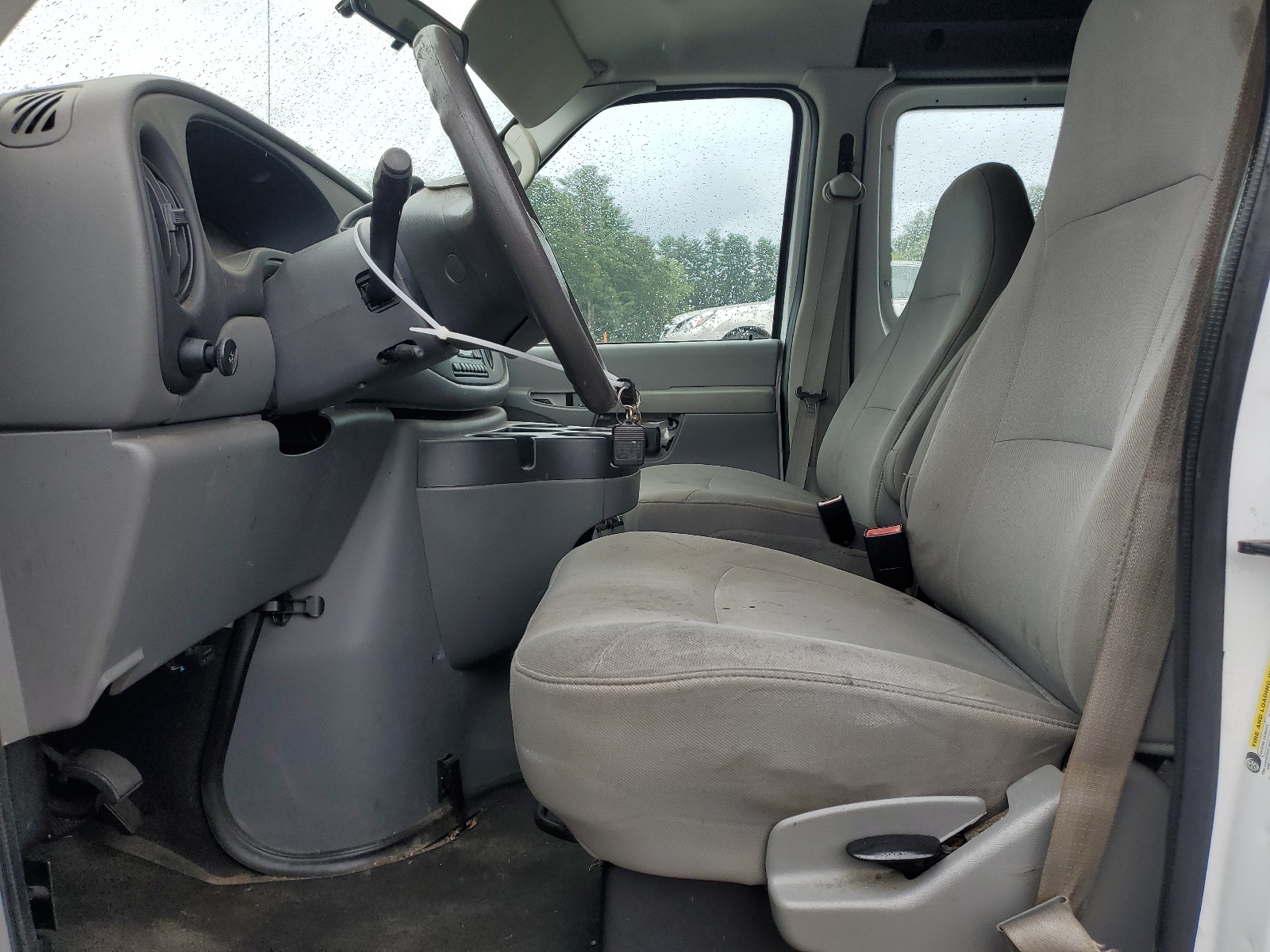 1FTNE24W68DA06455 2008 Ford Econoline E250 Van