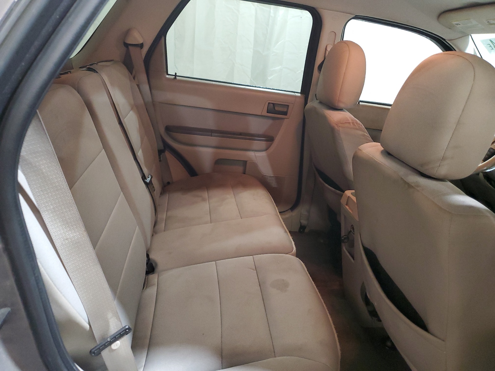 1FMCU9D77AKD28594 2010 Ford Escape Xlt