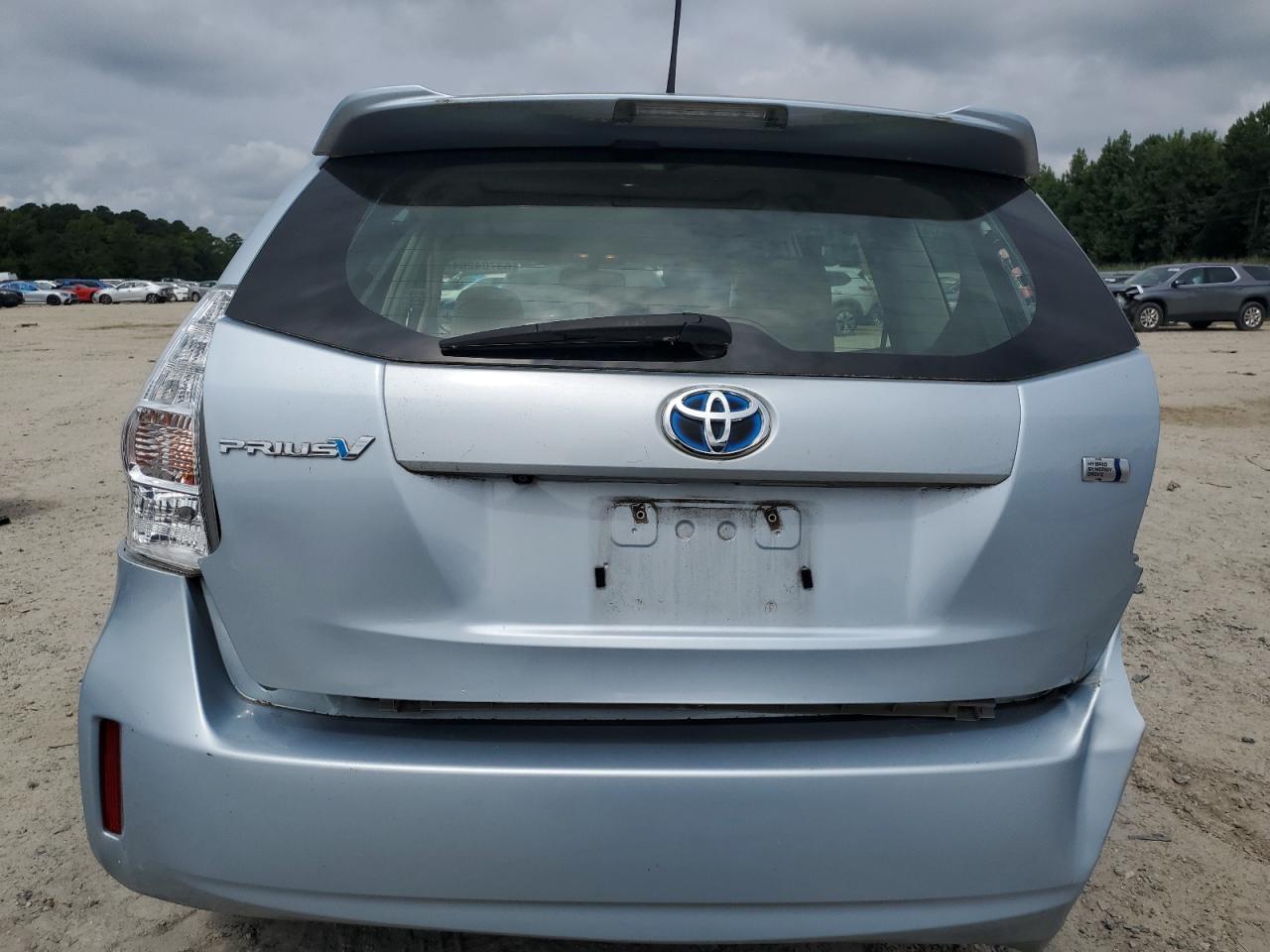 2012 Toyota Prius - Image 6