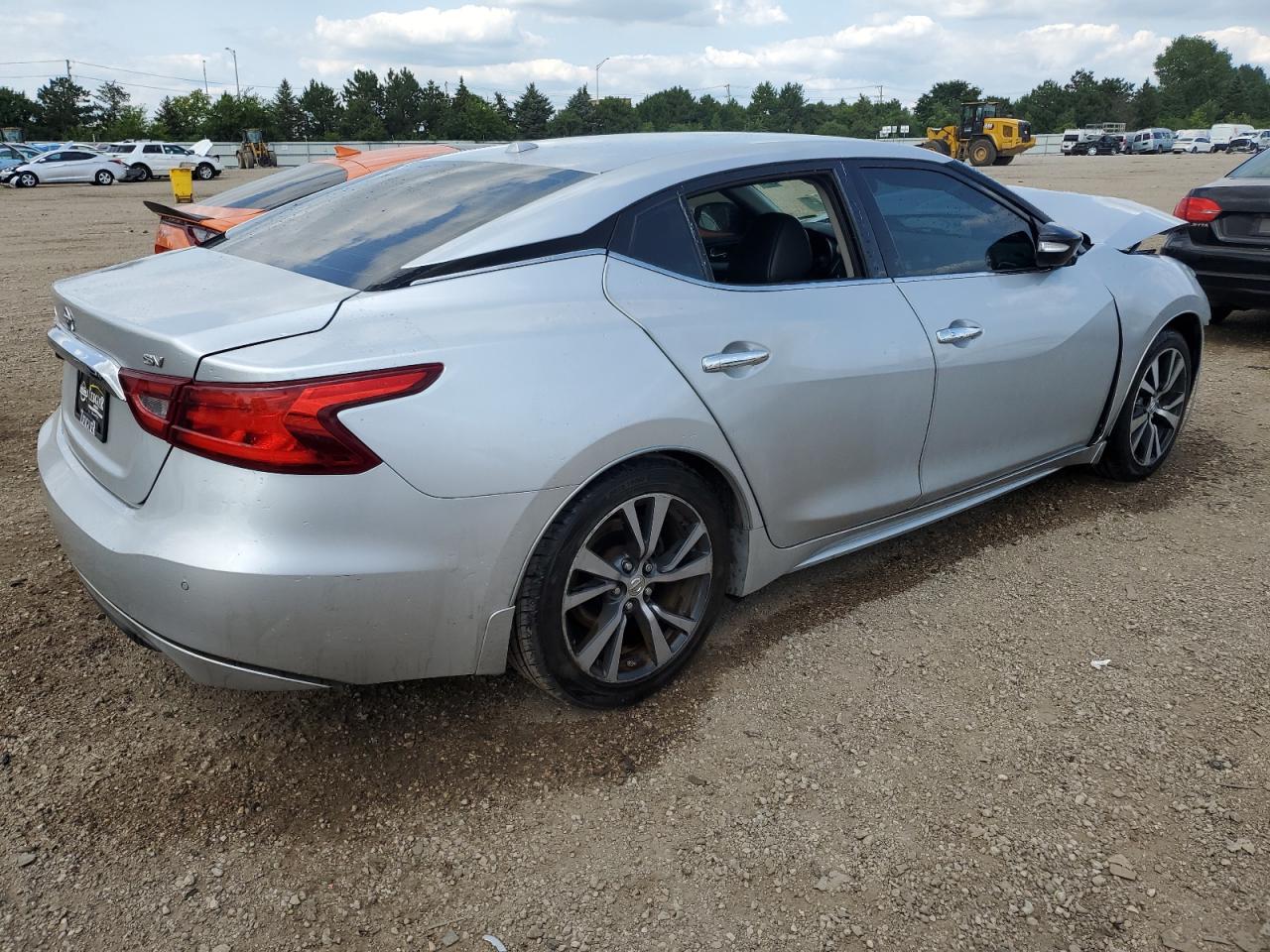 2017 Nissan Maxima - Image 3