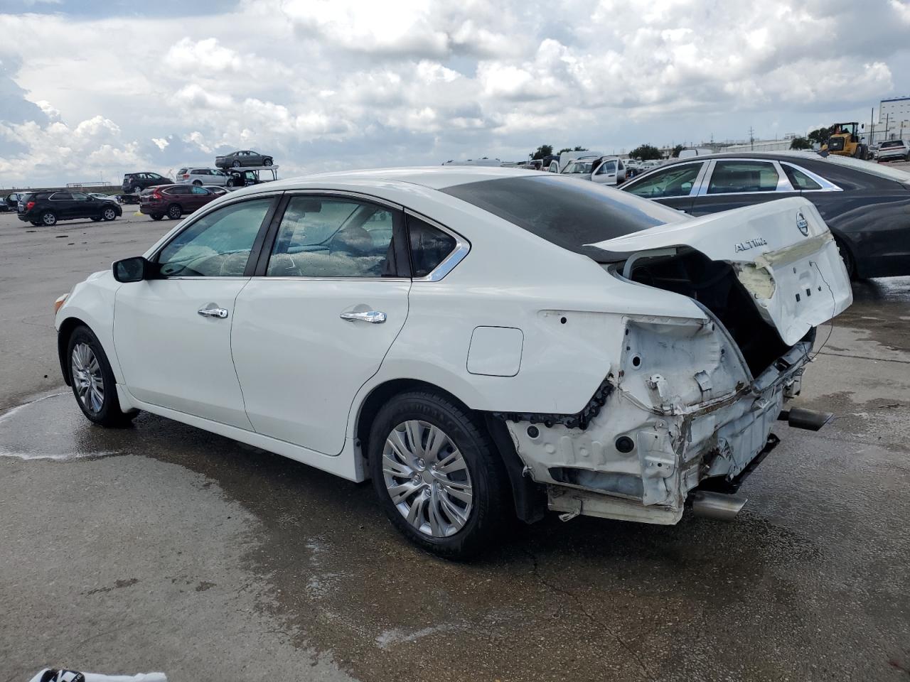 1N4AL3AP8HN319885 2017 NISSAN ALTIMA - Image 2