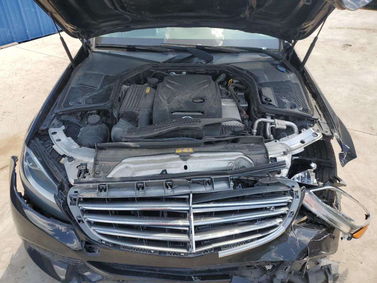 2016 Mercedes-Benz C 300 VIN: 55SWF4JB0GU170725 Lot: 63278154