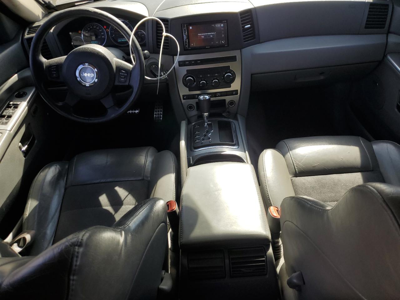 2007 Jeep Grand Cherokee Srt-8 VIN: 1J8HR78317C660761 Lot: 64045044