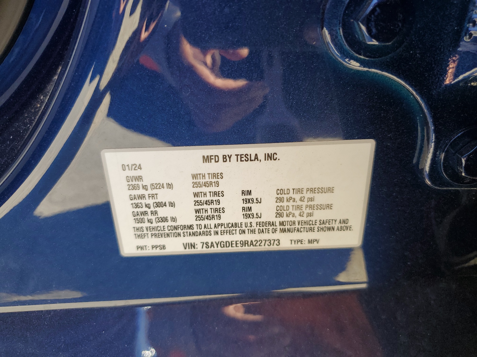 7SAYGDEE9RA227373 2024 Tesla Model Y