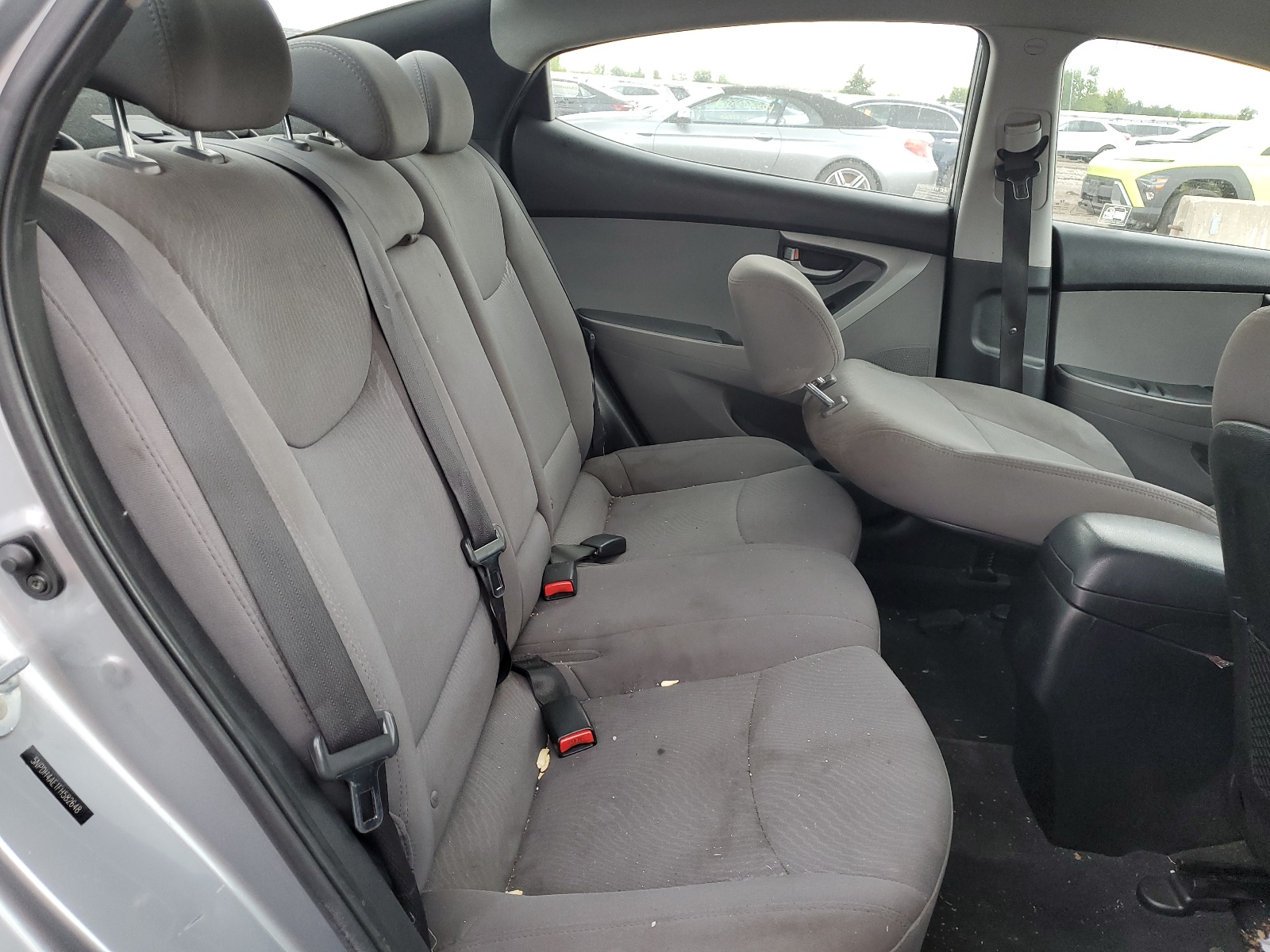 5NPDH4AE1FH582648 2015 Hyundai Elantra Se