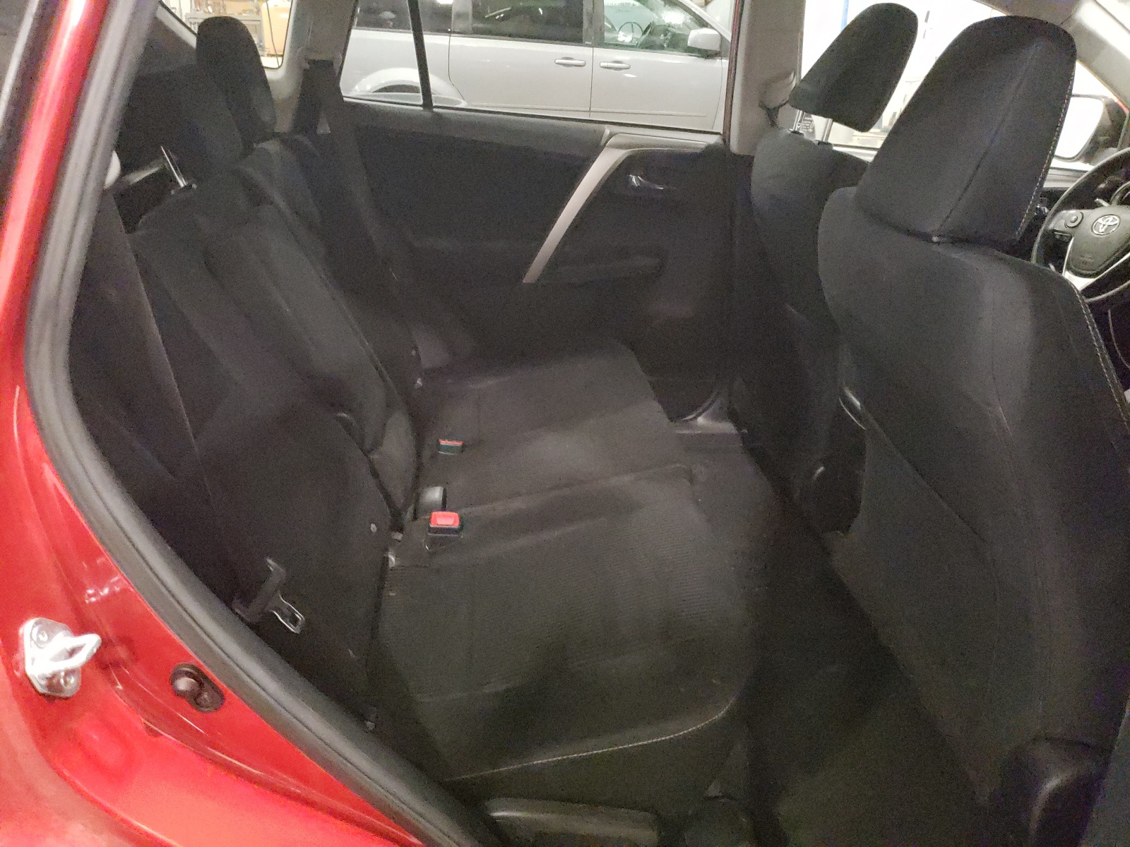 JTMRFREV0FD152148 2015 Toyota Rav4 Xle