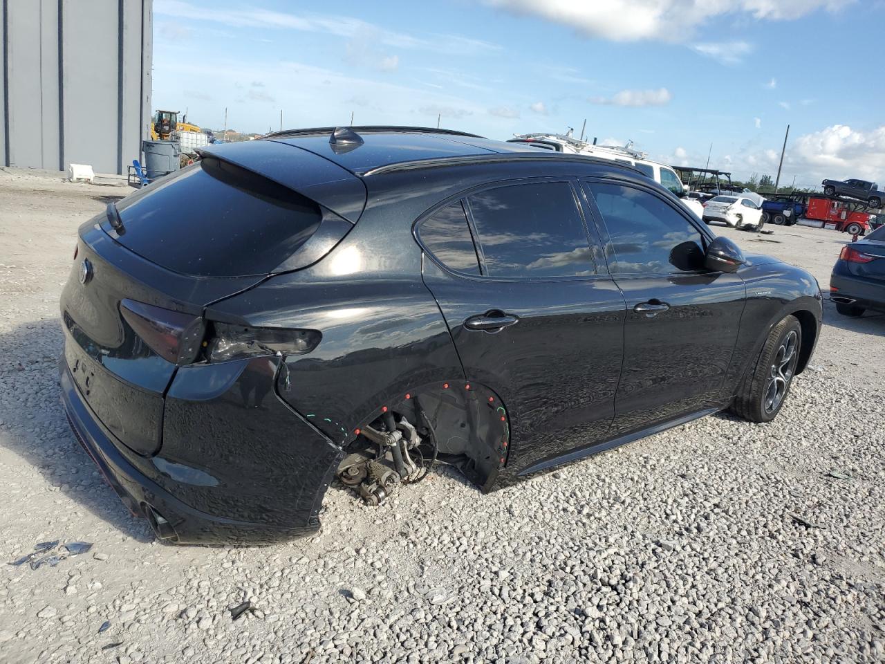 2022 Alfa Romeo Stelvio Ti VIN: ZASPAKBNXN7D50161 Lot: 63271454