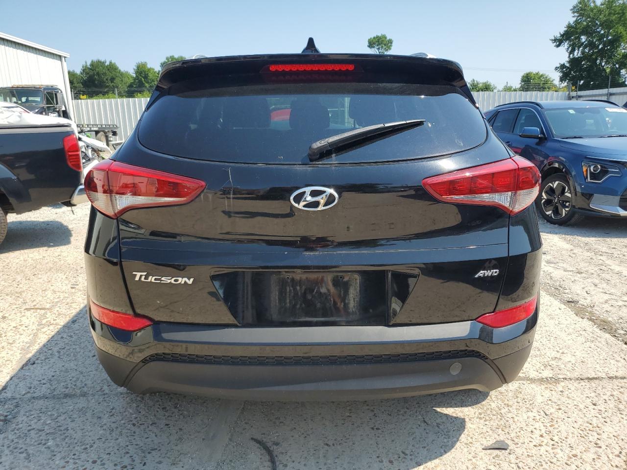 KM8J3CA4XJU762210 2018 Hyundai Tucson Sel