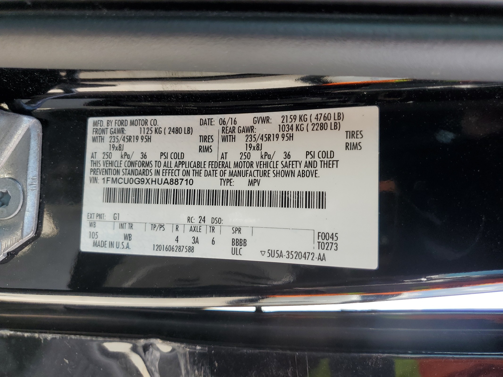 1FMCU0G9XHUA88710 2017 Ford Escape Se
