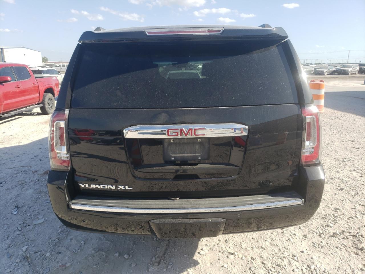 1GKS2HKJ8GR122476 2016 GMC Yukon Xl Denali