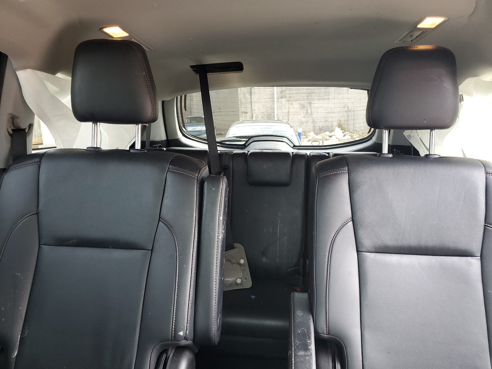 5TDJZRFH9KS599993 2019 Toyota Highlander Se