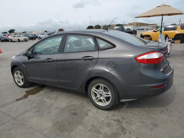 Sedans FORD FIESTA 2017 Gray