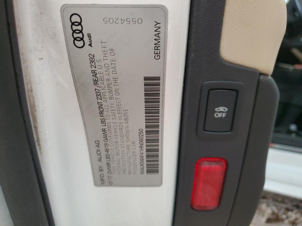 2017 Audi A4 Ultra Premium VIN: WAUKMAF41HN060250 Lot: 62865064