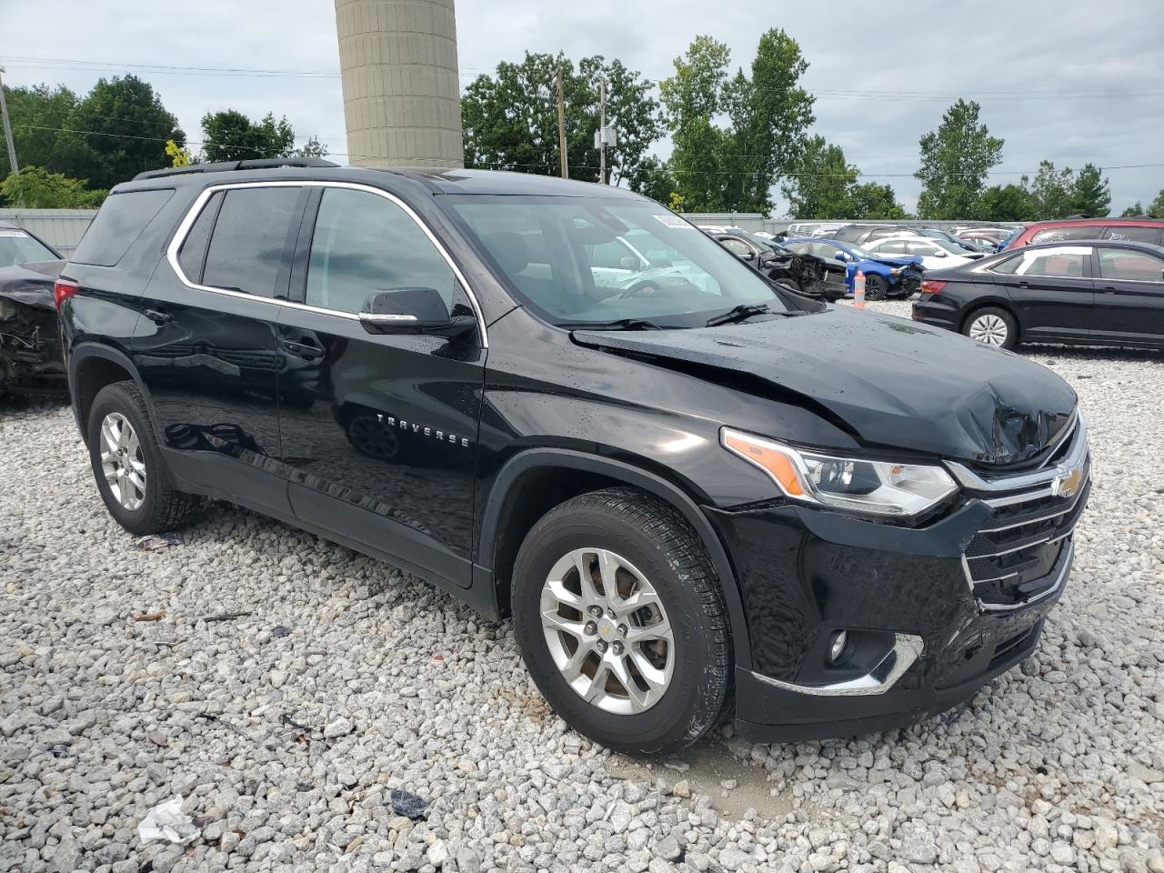 VIN 1GNEVGKW8LJ306788 2020 CHEVROLET TRAVERSE no.4