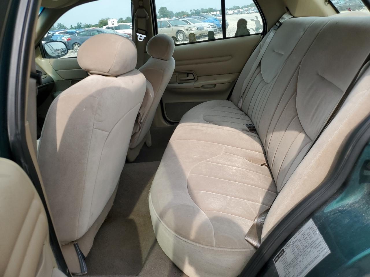 2000 Ford Crown Victoria VIN: 2FAFP73W1YX141984 Lot: 63754374