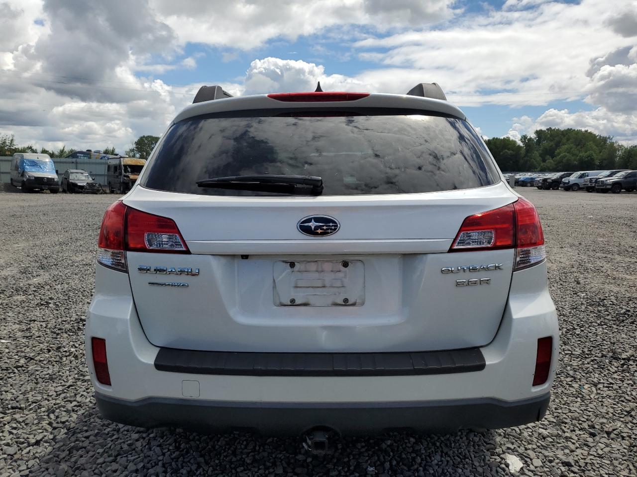 2011 Subaru Outback 3.6R Limited VIN: 4S4BRDKCXB2426598 Lot: 61160654