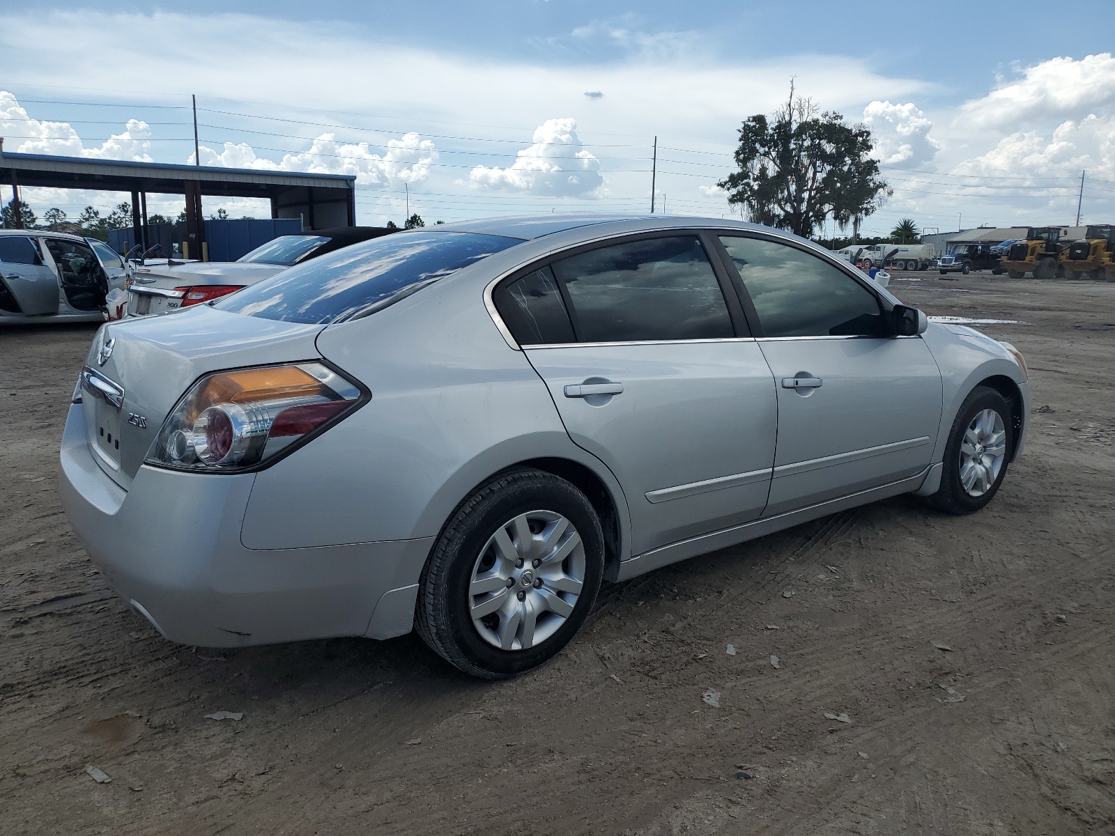 2012 Nissan Altima Base vin: 1N4AL2AP2CC204584