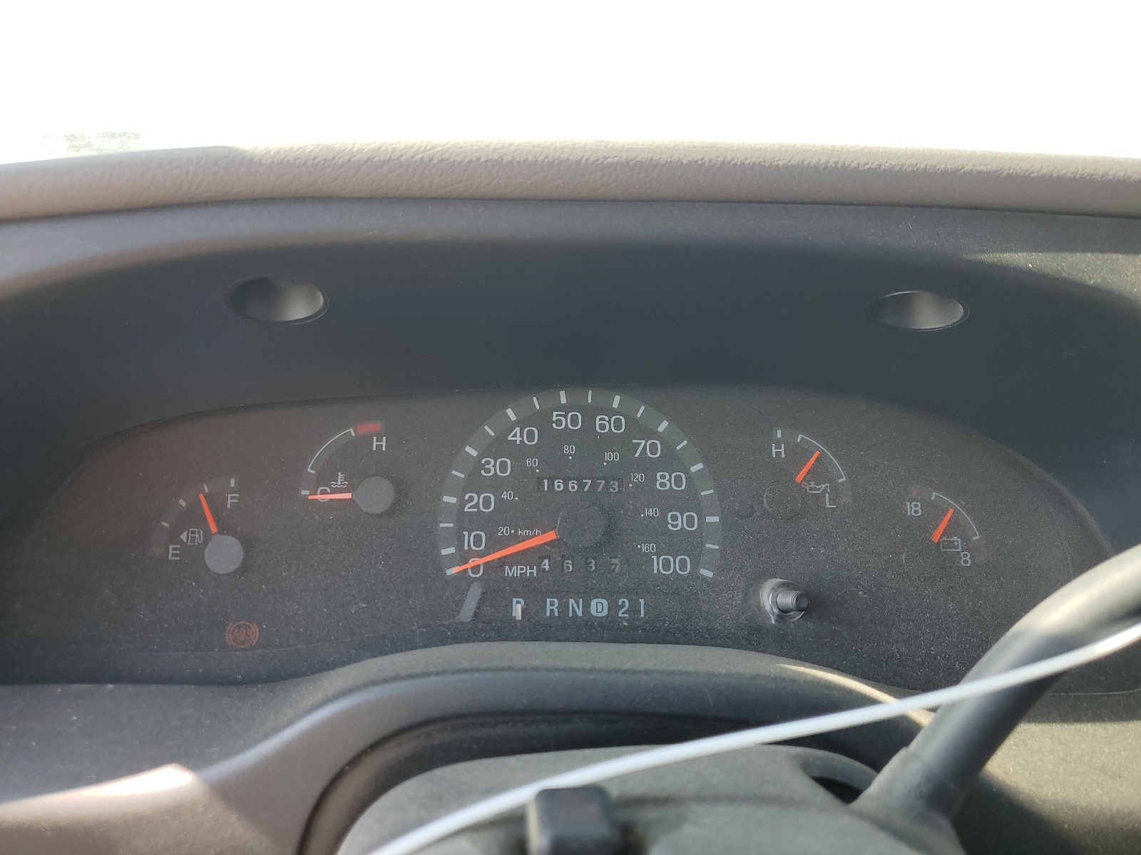 1FTRE14W5XHB81864 1999 Ford Econoline E150 Van