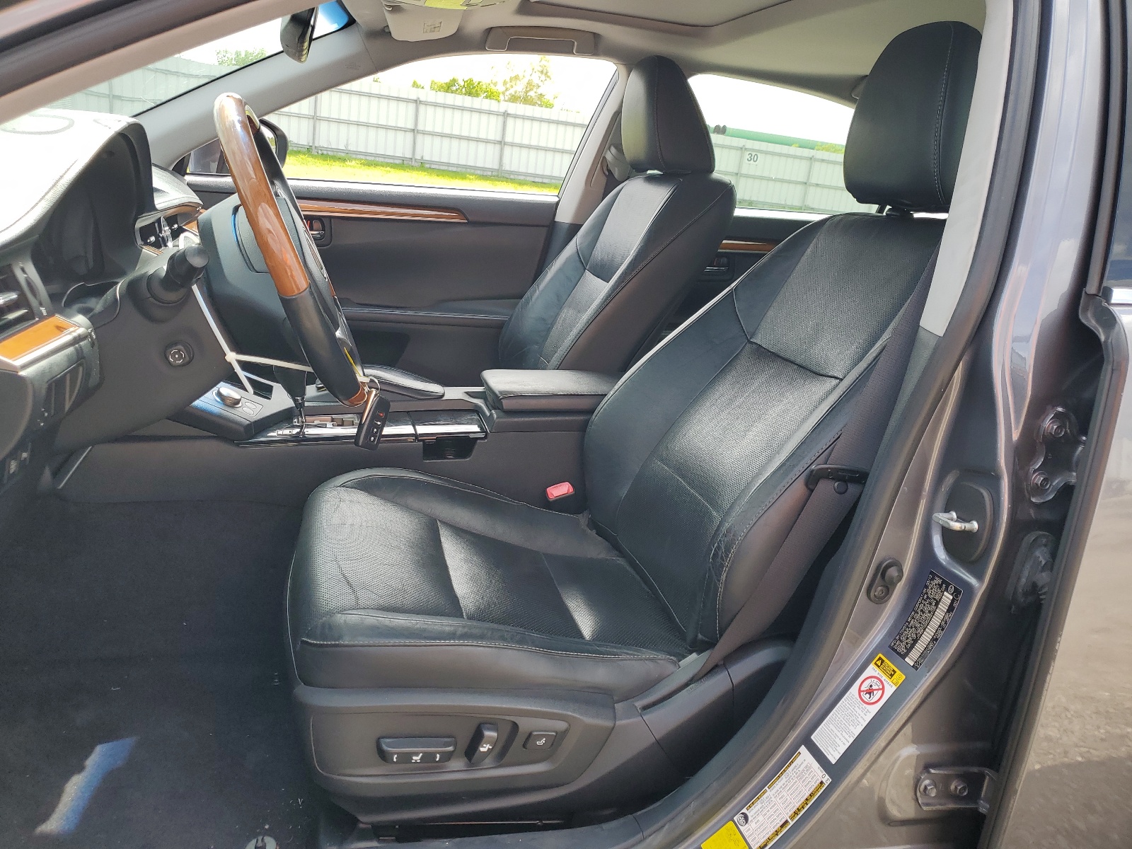 JTHBW1GGXD2024105 2013 Lexus Es 300H