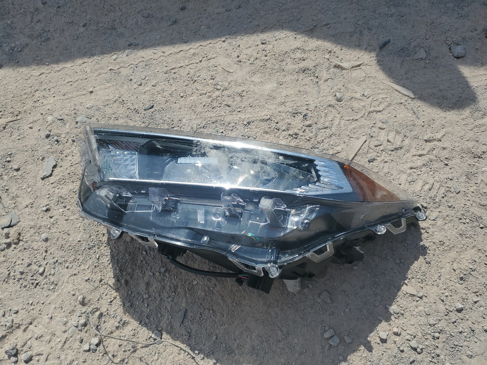 2T3C1RFV5MC167040 2021 Toyota Rav4 Xle Premium