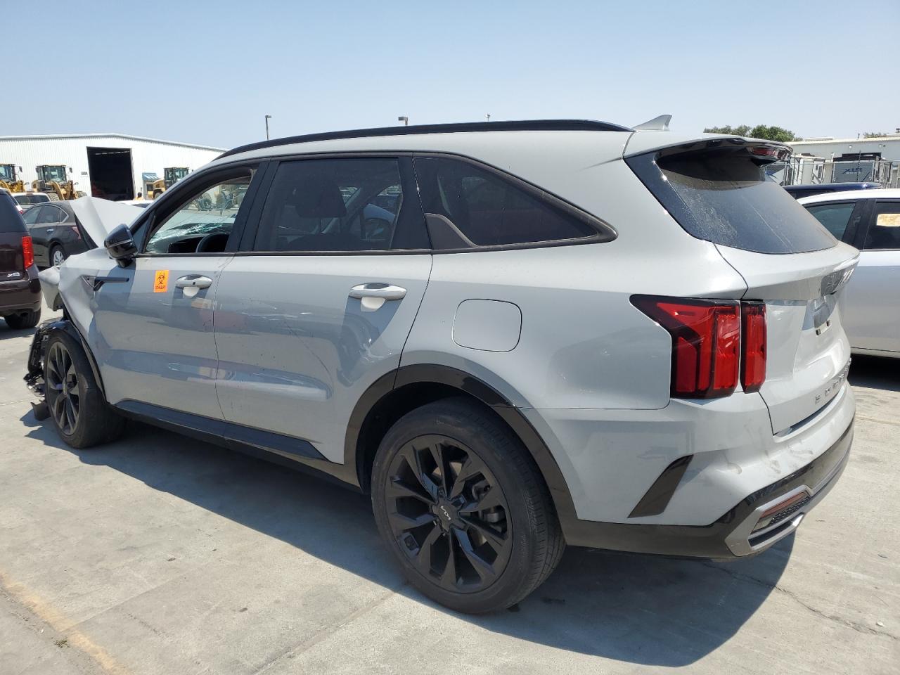2022 Kia Sorento - Image 2