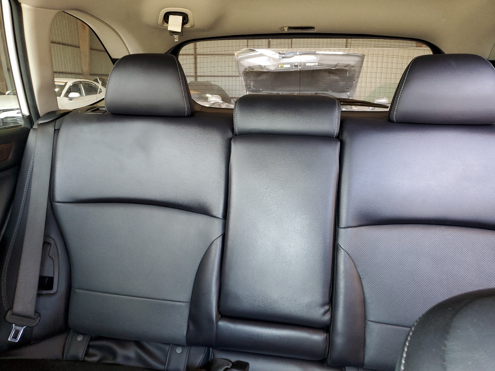 4S4BSANC9J3272716 2018 Subaru Outback 2.5I Limited