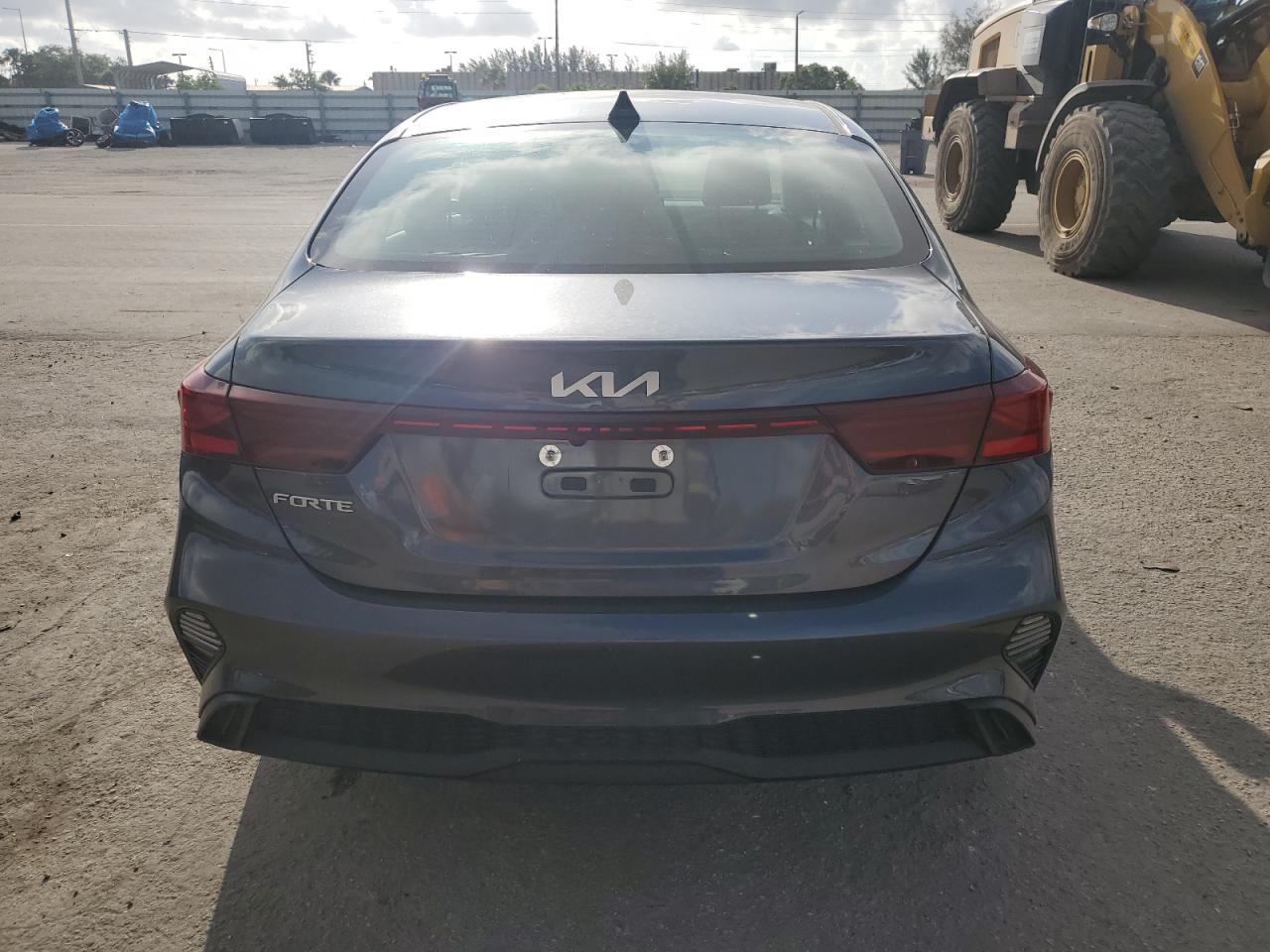 3KPF24AD0PE692050 2023 Kia Forte Lx