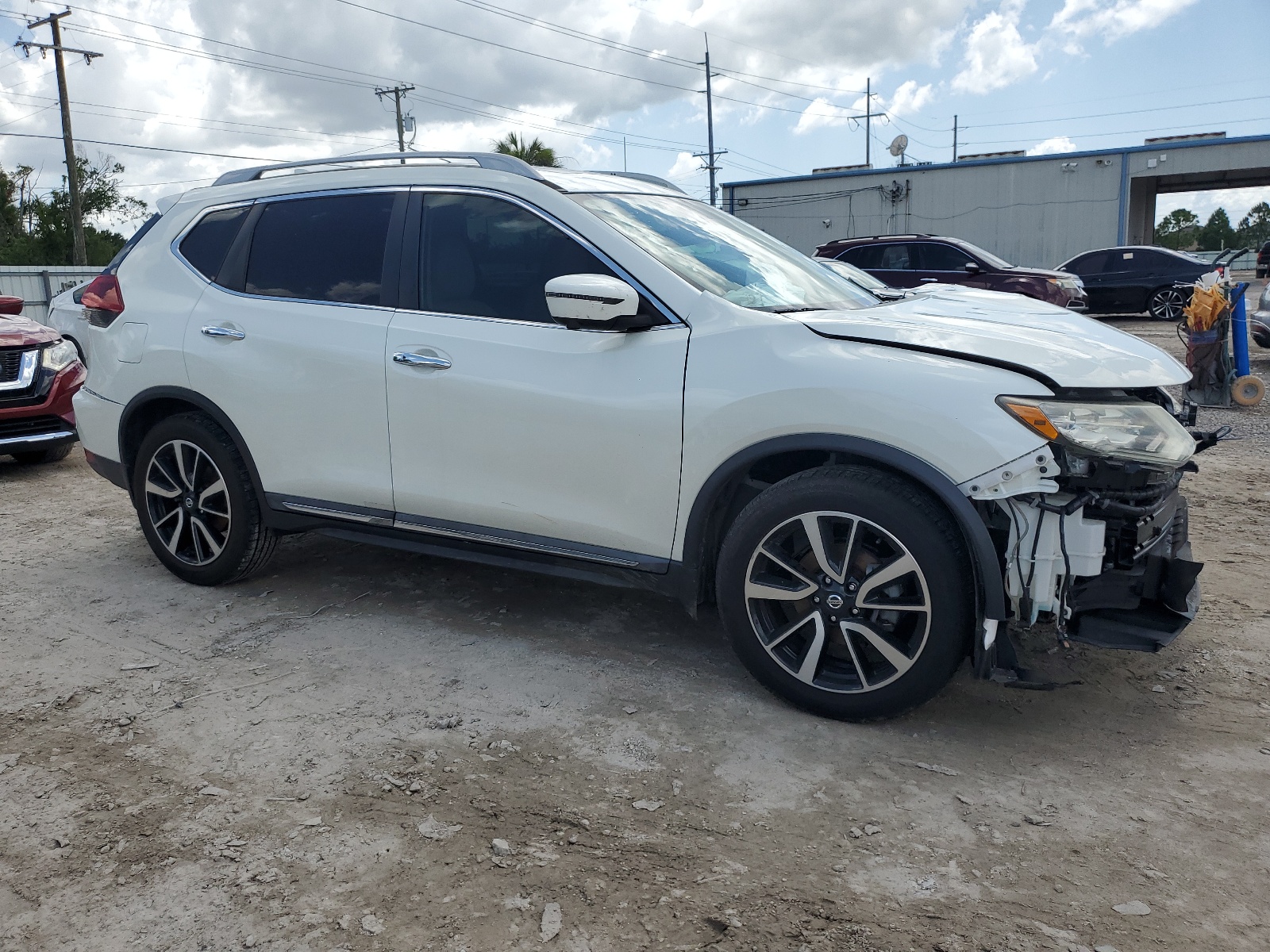 5N1AT2MT3KC718439 2019 Nissan Rogue S