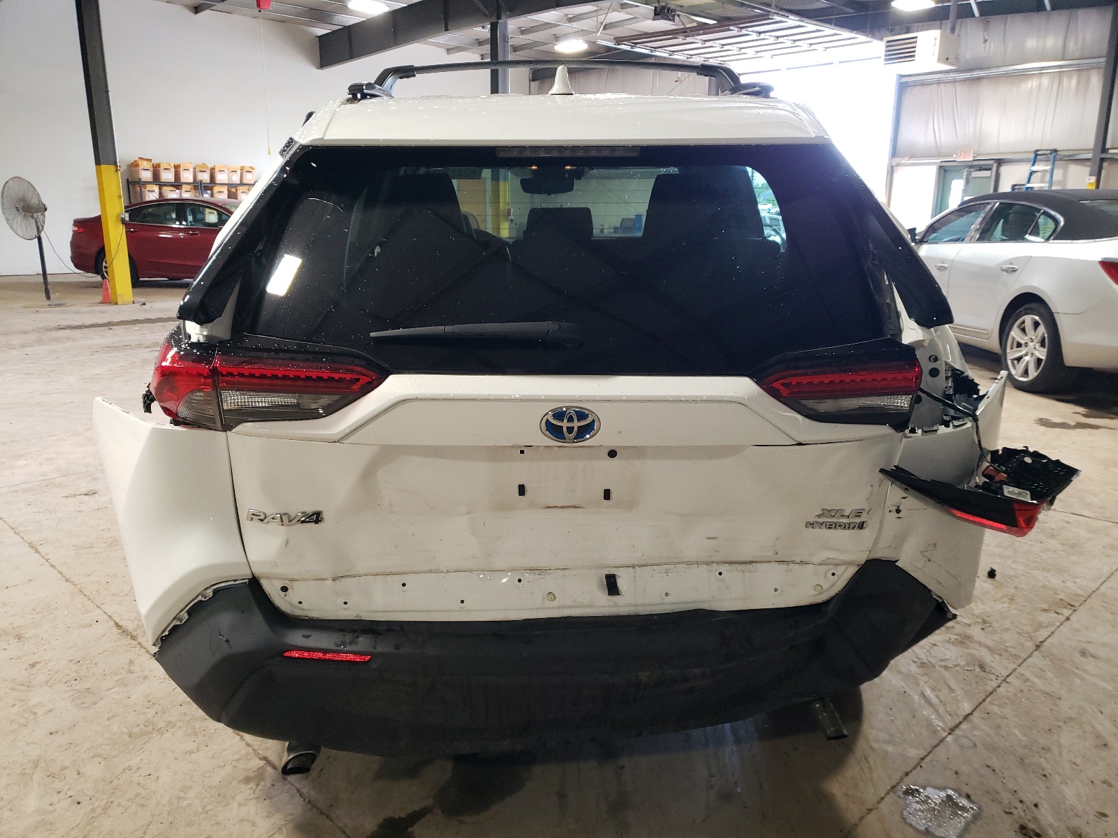 4T3RWRFV8MU032547 2021 Toyota Rav4 Xle