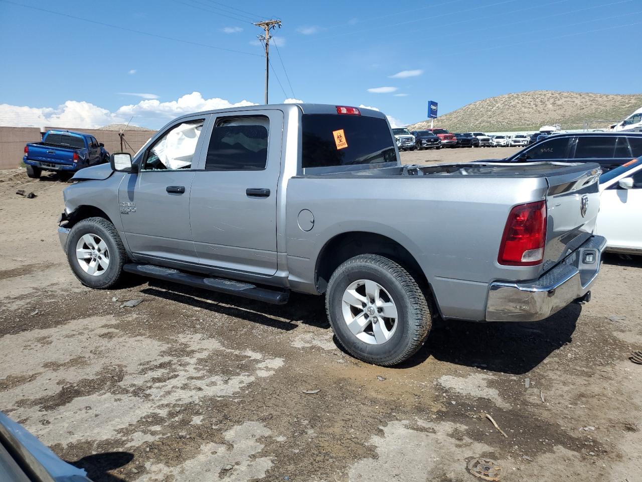 VIN 3C6RR6KG1KG705938 2019 RAM 1500 no.2