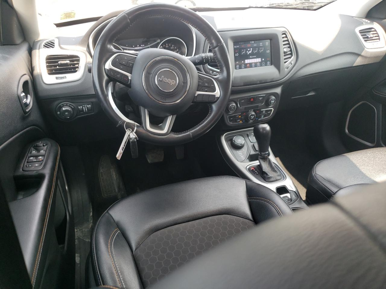 2019 Jeep Compass Latitude VIN: 3C4NJDBB5KT835798 Lot: 64882064