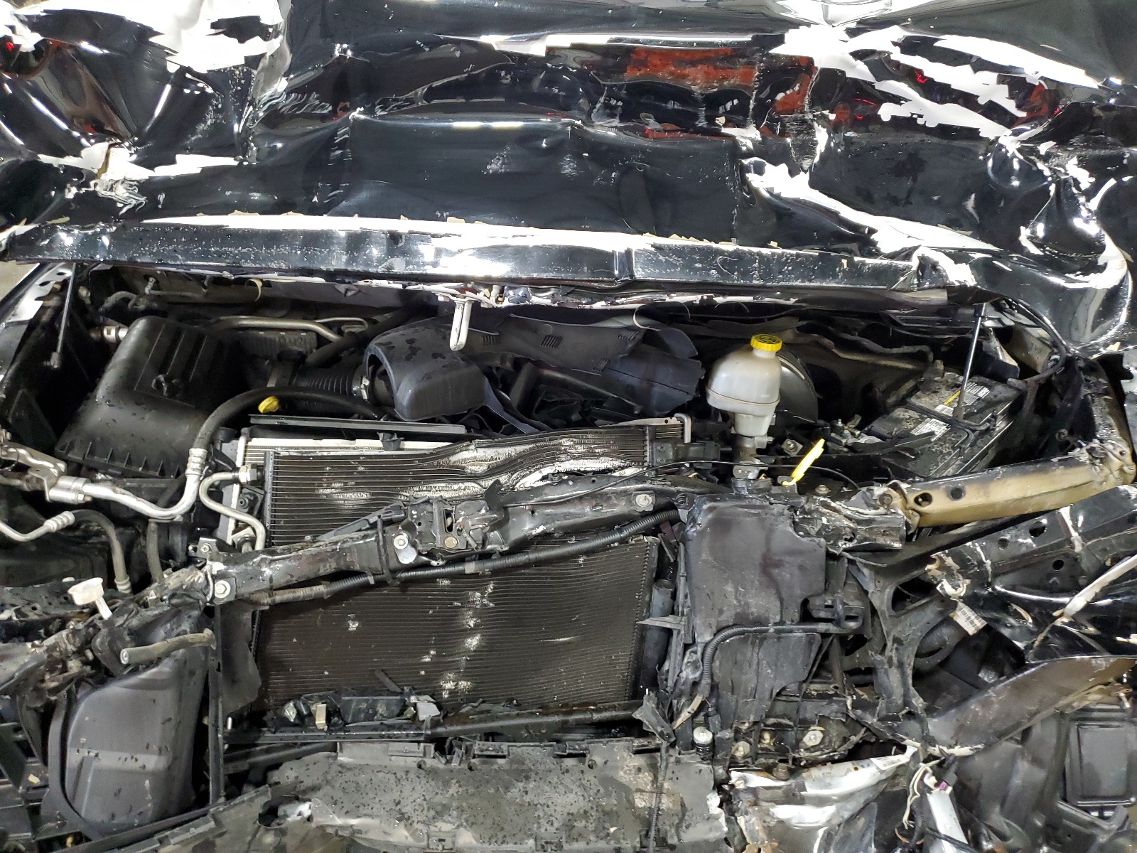 1C6RR7GG8ES437305 2014 Ram 1500 Slt