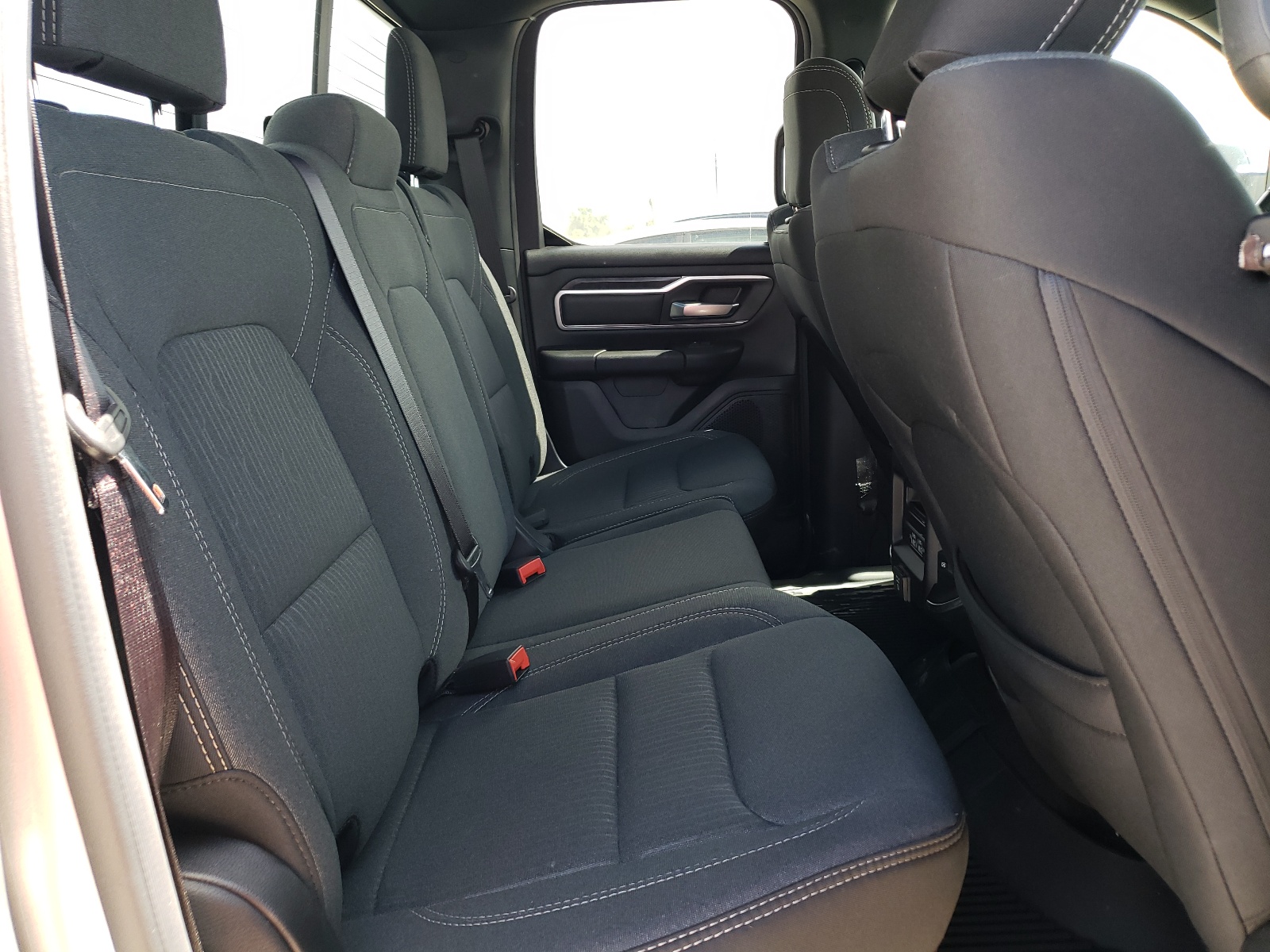 1C6SRFBTXNN132497 2022 Ram 1500 Big Horn/Lone Star