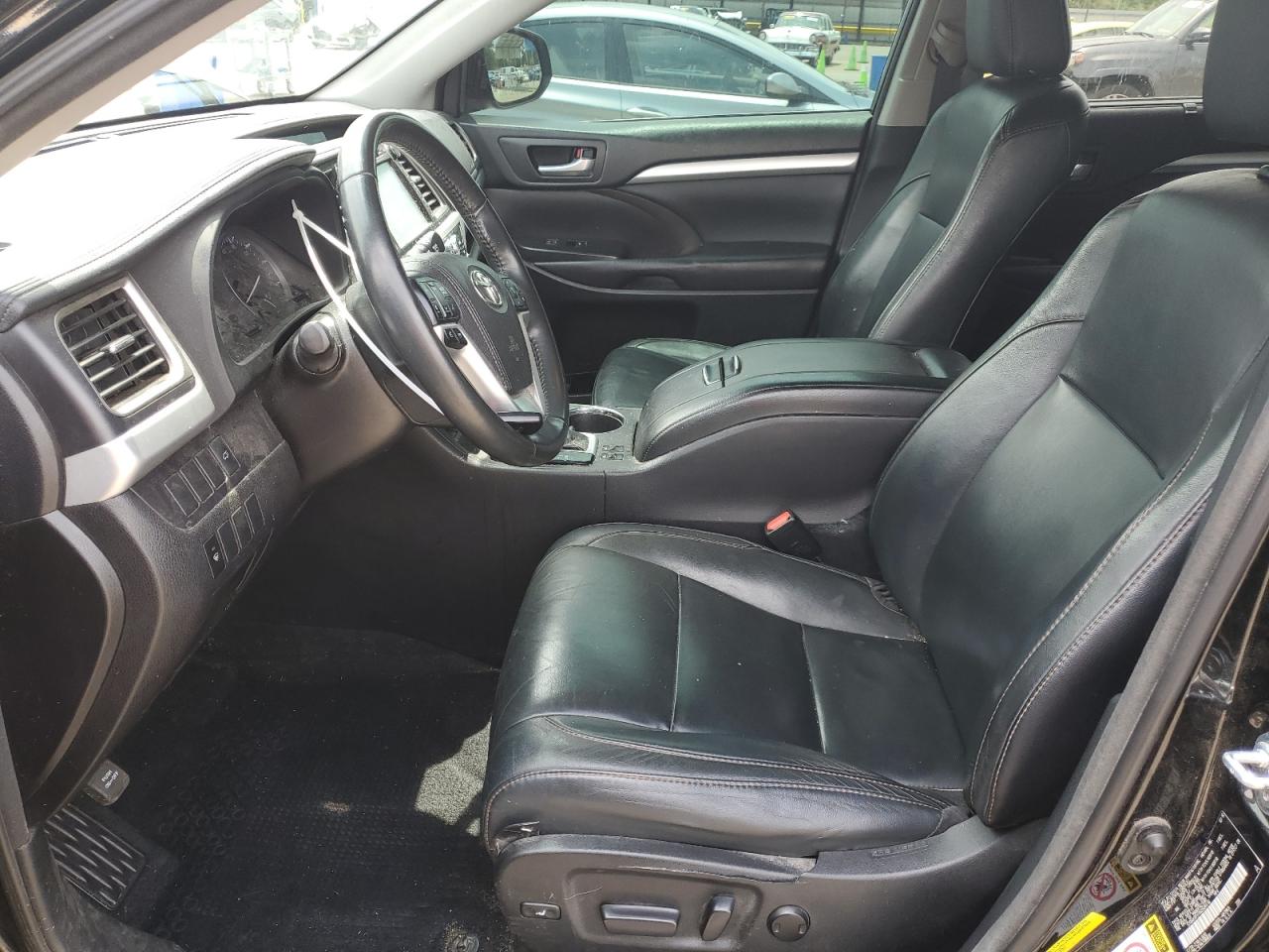 2016 Toyota Highlander Xle VIN: 5TDKKRFH1GS506416 Lot: 64233084