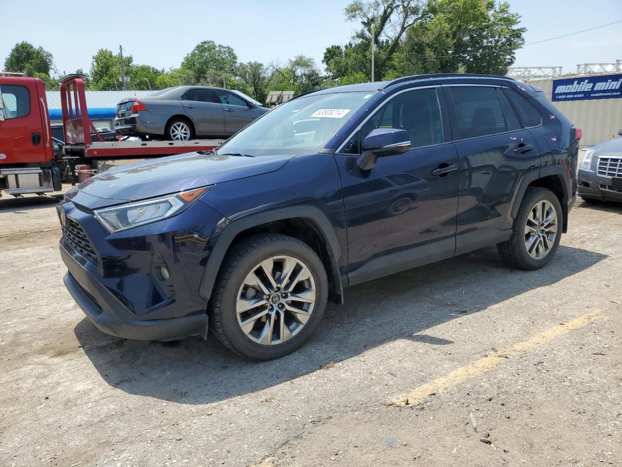 2T3C1RFV7KC032011 2019 TOYOTA RAV 4 - Image 1