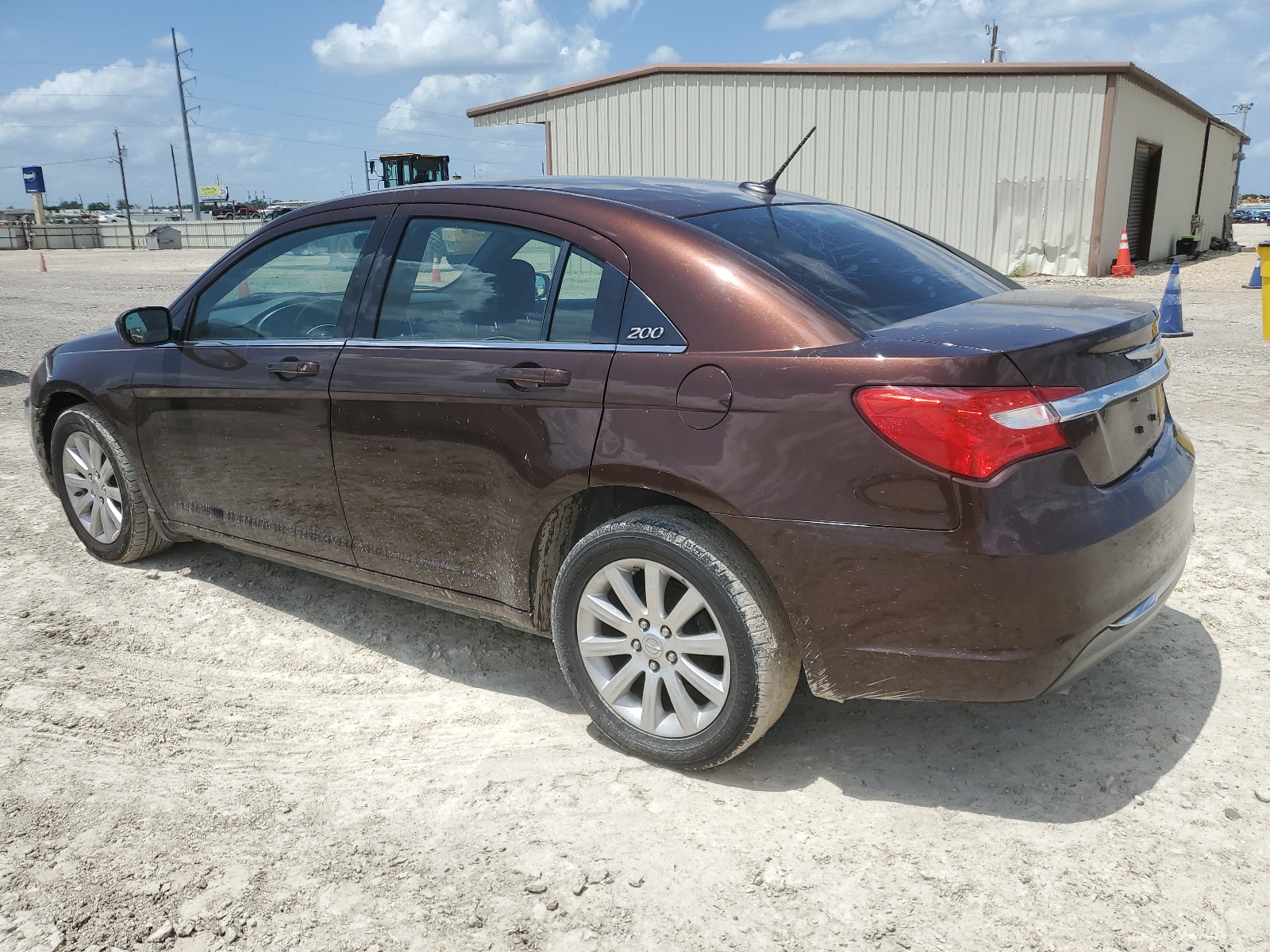 2012 Chrysler 200 Touring vin: 1C3CCBBG6CN329310