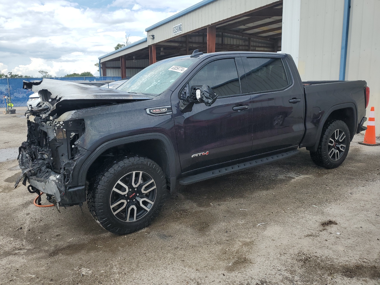 2022 GMC Sierra K1500 At4 vin: 3GTPUEEL3NG562979