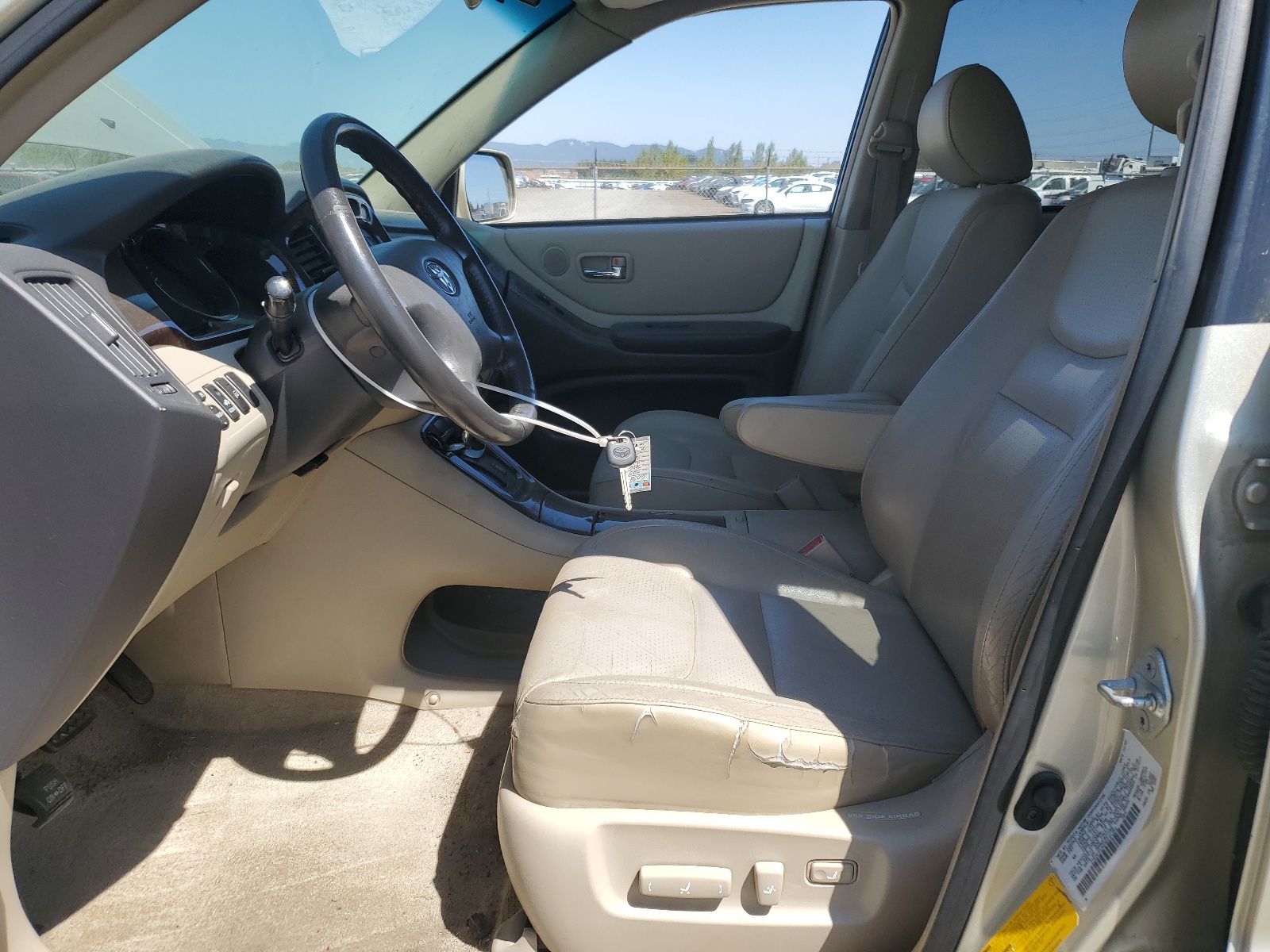 JTEHF21A030121261 2003 Toyota Highlander Limited