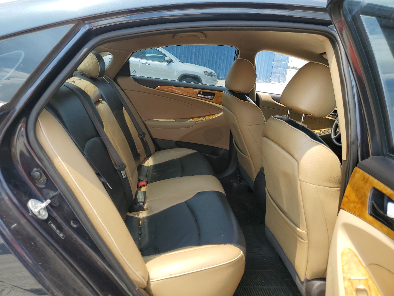 5NPEB4AC5DH757050 2013 Hyundai Sonata Gls