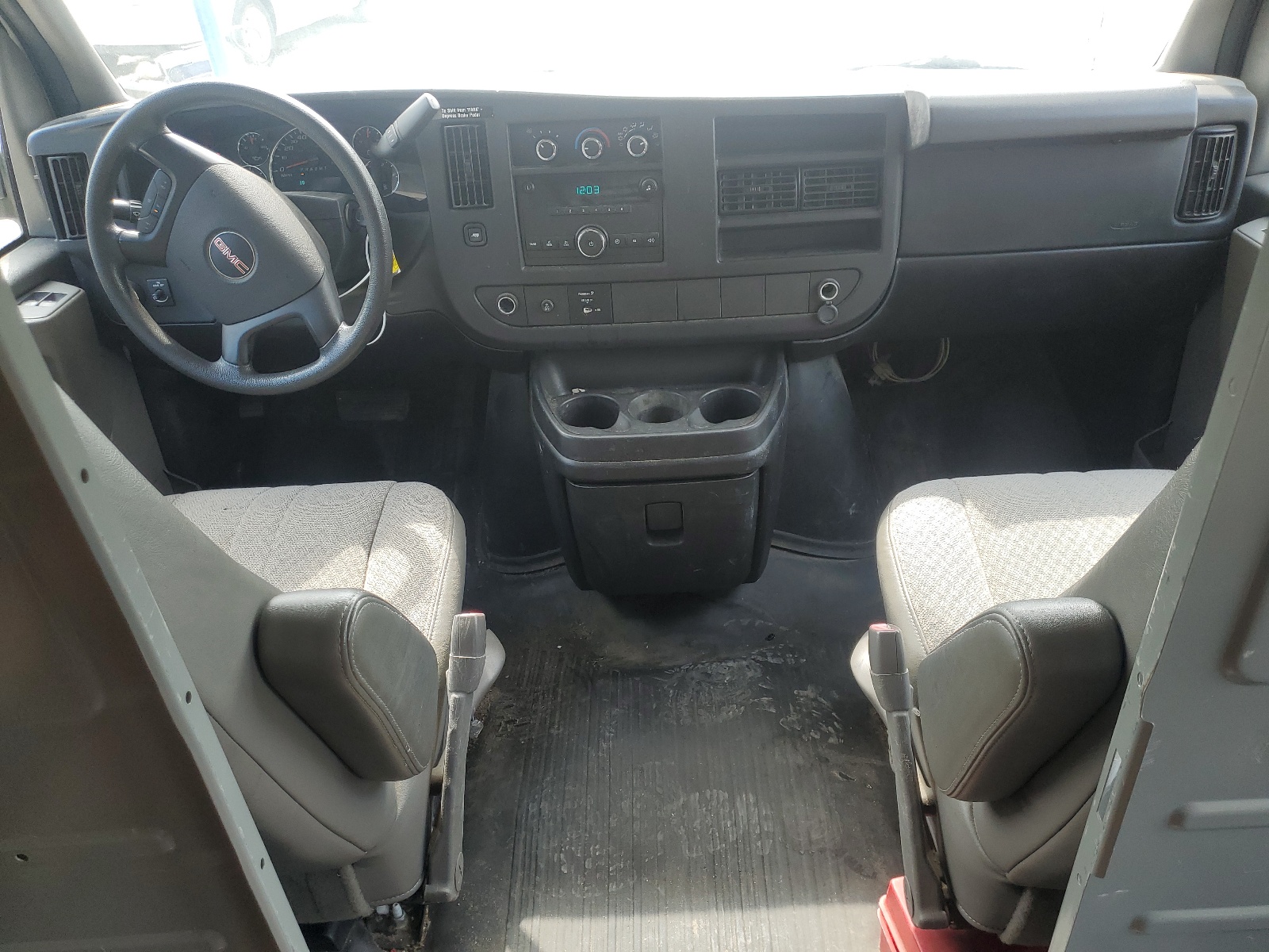 1GTW7FCA1E1905541 2014 GMC Savana G2500