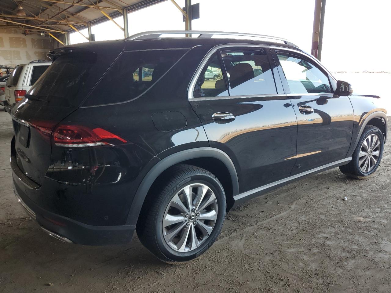 2021 Mercedes-Benz GLE - Image 3