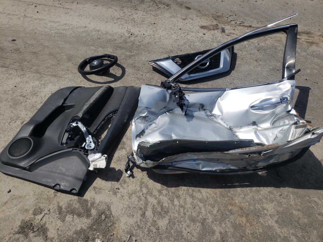 2017 Nissan Rogue S VIN: KNMAT2MV8HP536758 Lot: 61206964