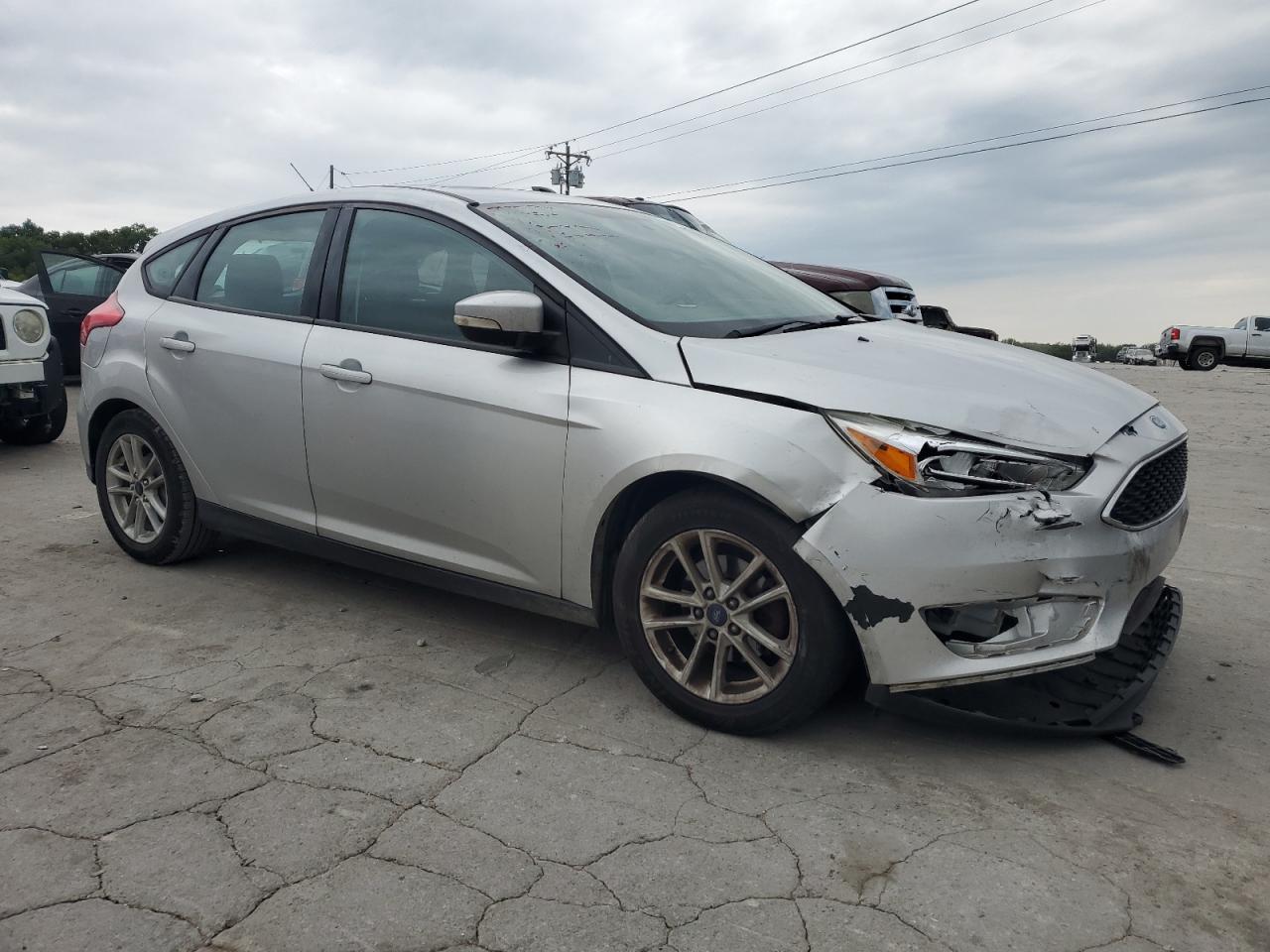 2016 Ford Focus Se VIN: 1FADP3K25GL283832 Lot: 63832704