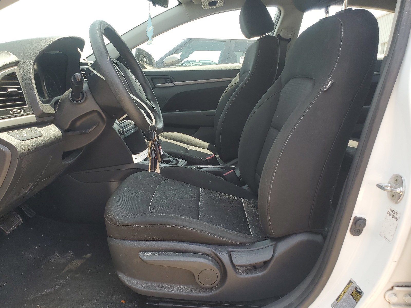 5NPD84LF7JH301998 2018 Hyundai Elantra Sel